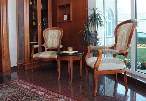 Boutique St Georgije 4*
