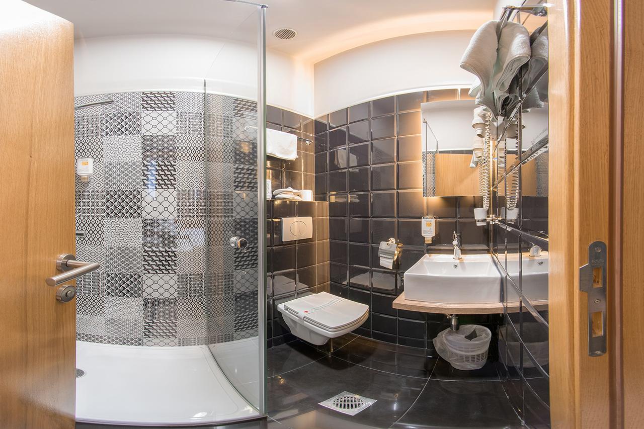 Boutique St Georgije 4*
